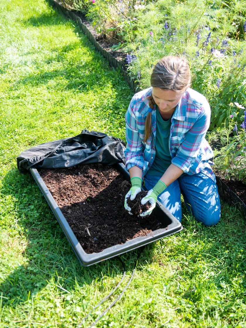 Gardener's Summer Sled Cover - Image 3